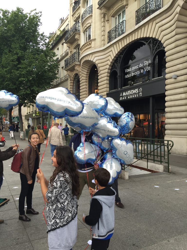Ballons aluminium sur mesure en forme de nuage